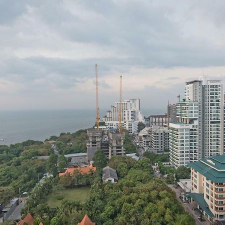 Stylish Studio In Peak Towers Паттая Екстер'єр фото